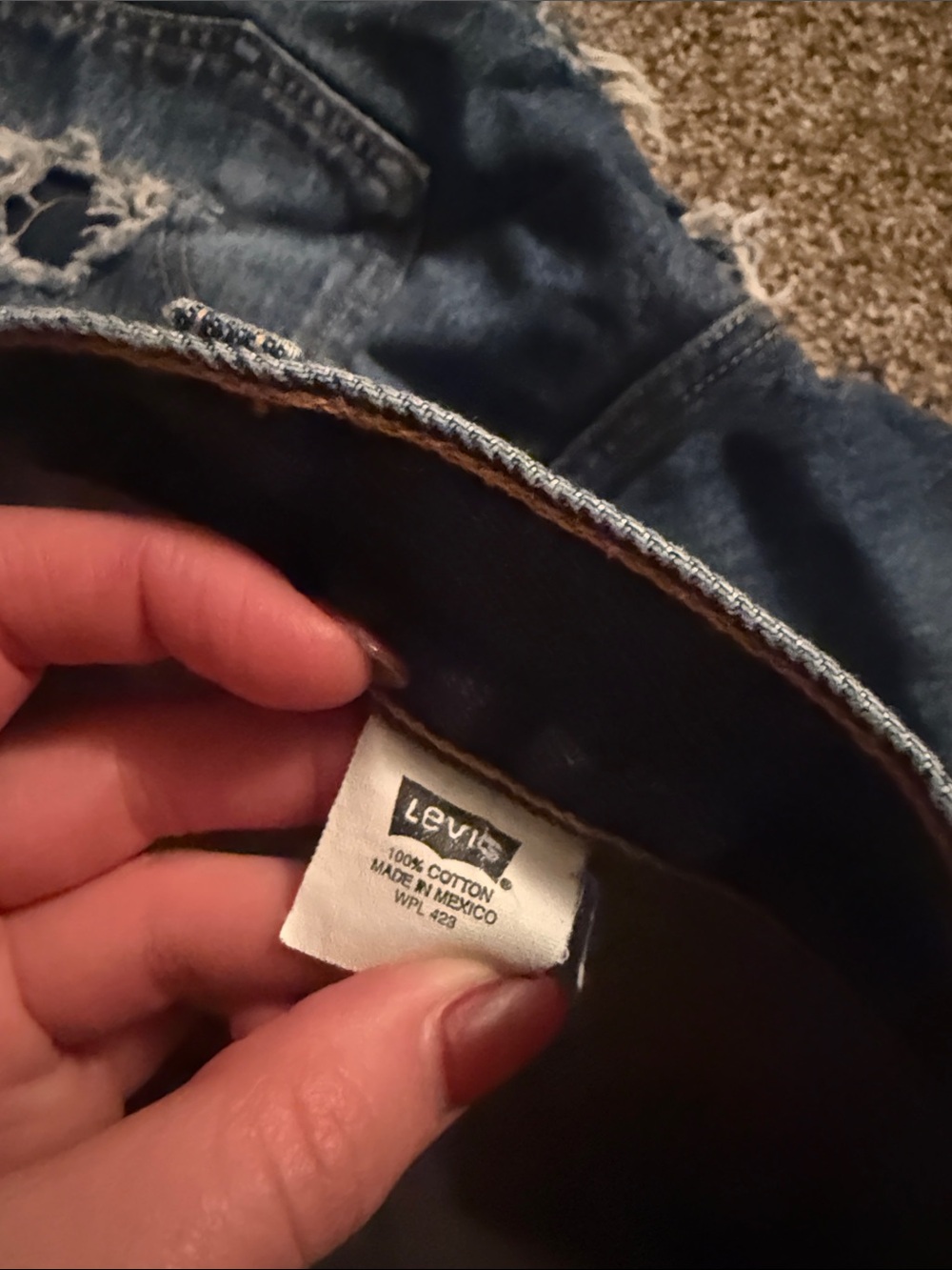 Levi's Dark Blue Distressed Denim Shorts Size 29 - Picture 4 of 4